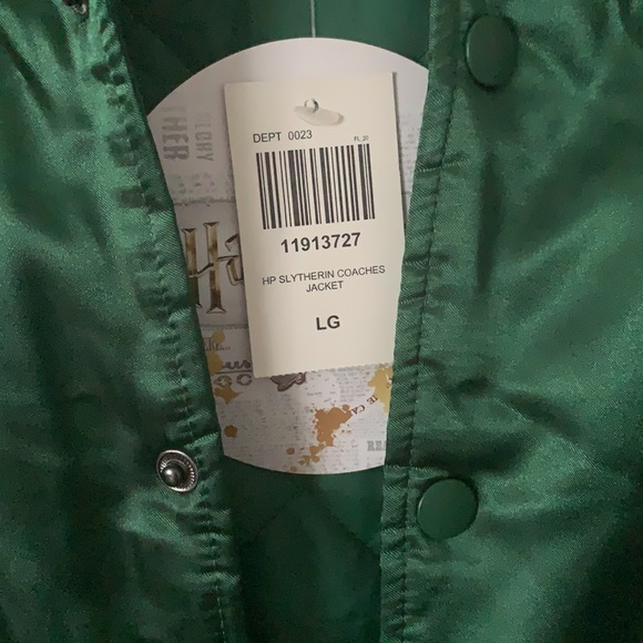 ❌SOLD❌Harry Potter Slytherin Coaches Jacket - Picture 3 of 7